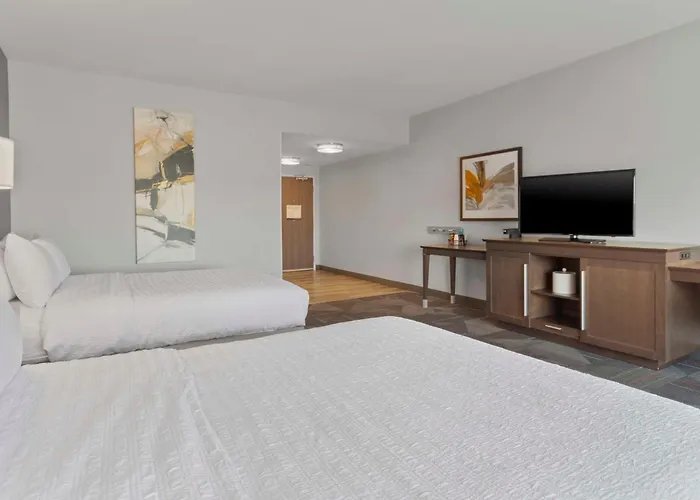 Hampton & By Hilton Scioto Downs