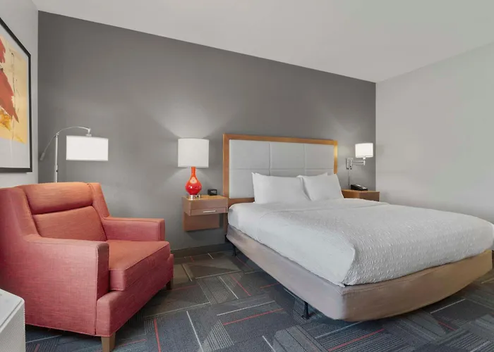 Hampton & By Hilton Scioto Downs Columbus