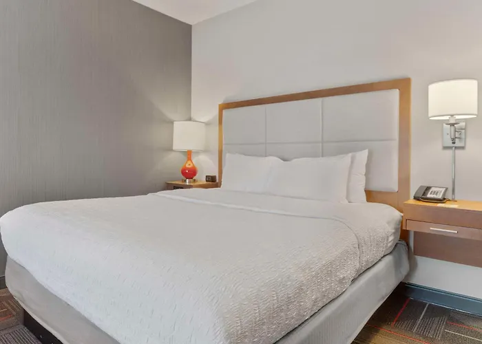 Hotel Hampton & By Hilton Scioto Downs