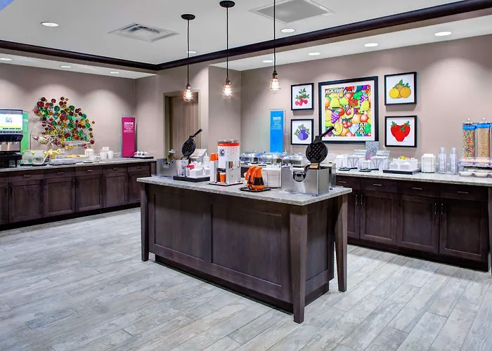 Hampton & By Hilton Scioto Downs 3*