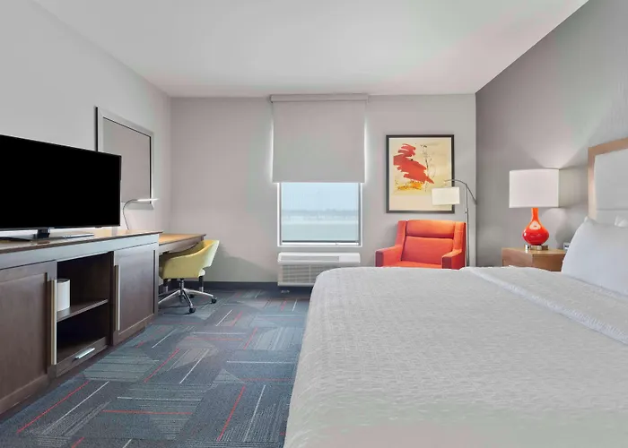 Hampton & By Hilton Scioto Downs